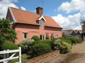 Colston Hall Cottages, Framlingham